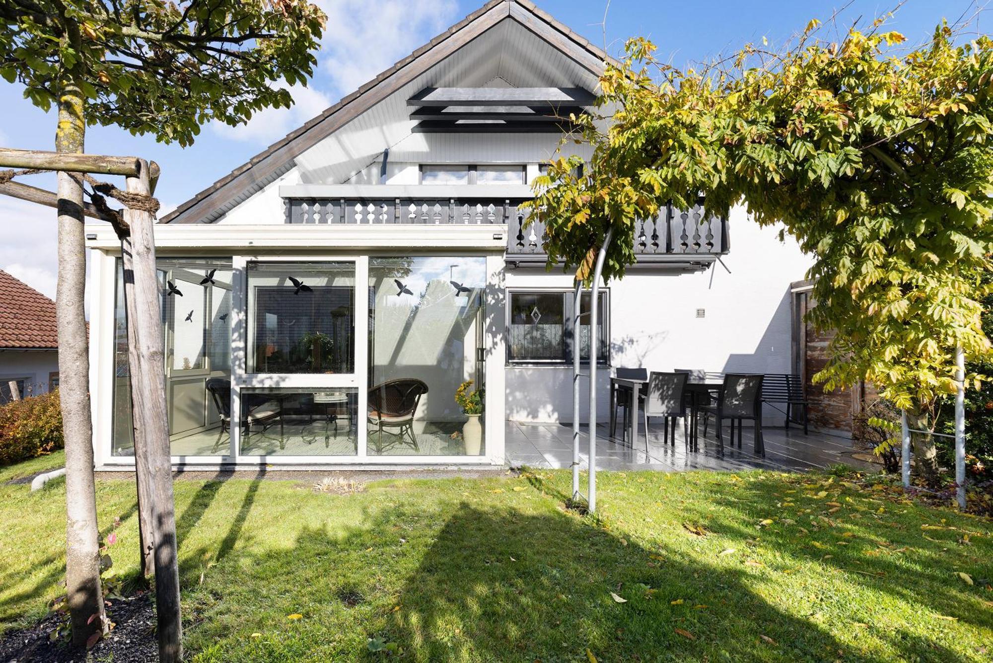 Ferienwohnungen Lilie Und Dahlie Muensingen Exterior photo