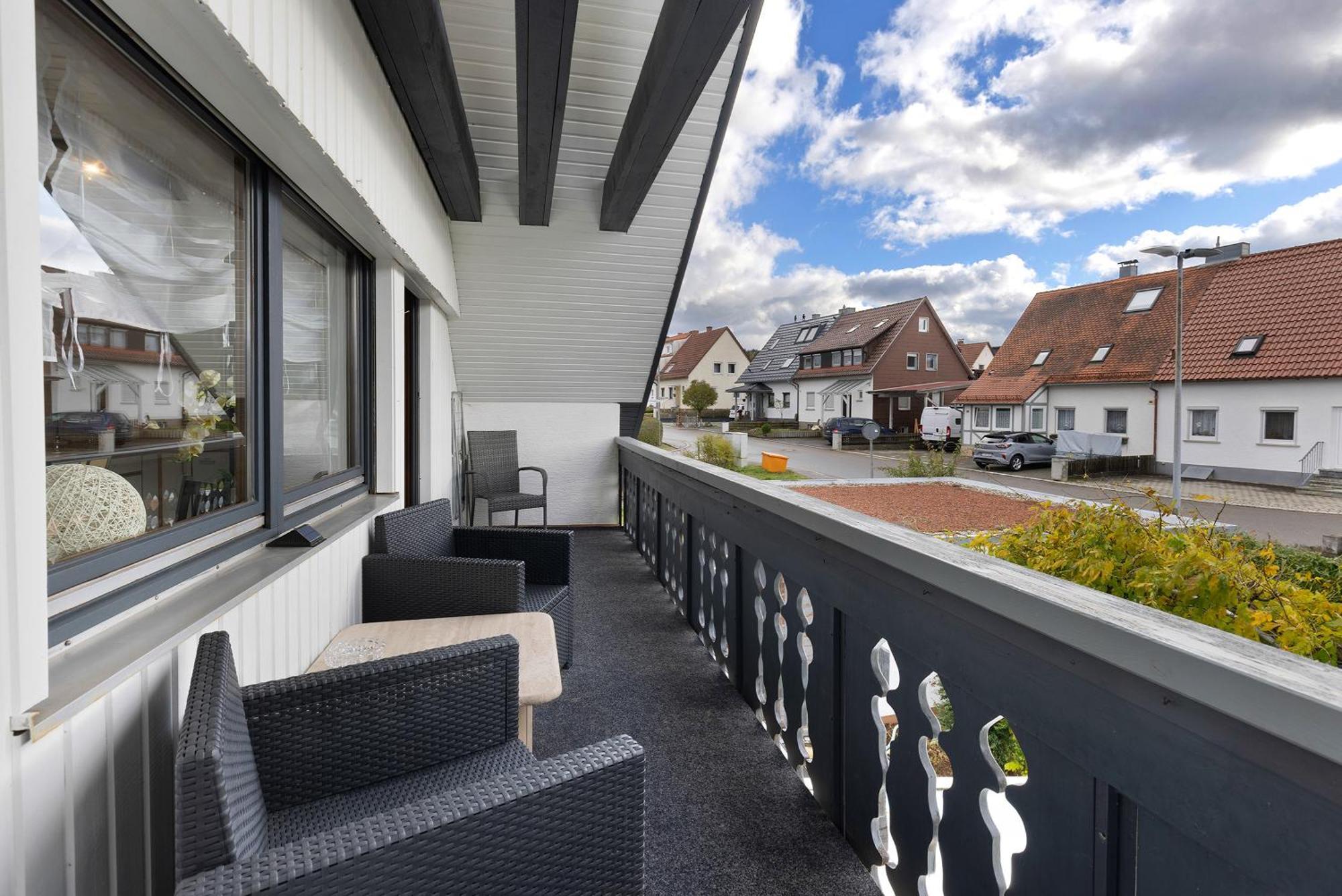 Ferienwohnungen Lilie Und Dahlie Muensingen Exterior photo